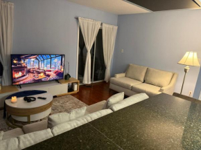 Townhome Dual Master Suites Close to IAD DC